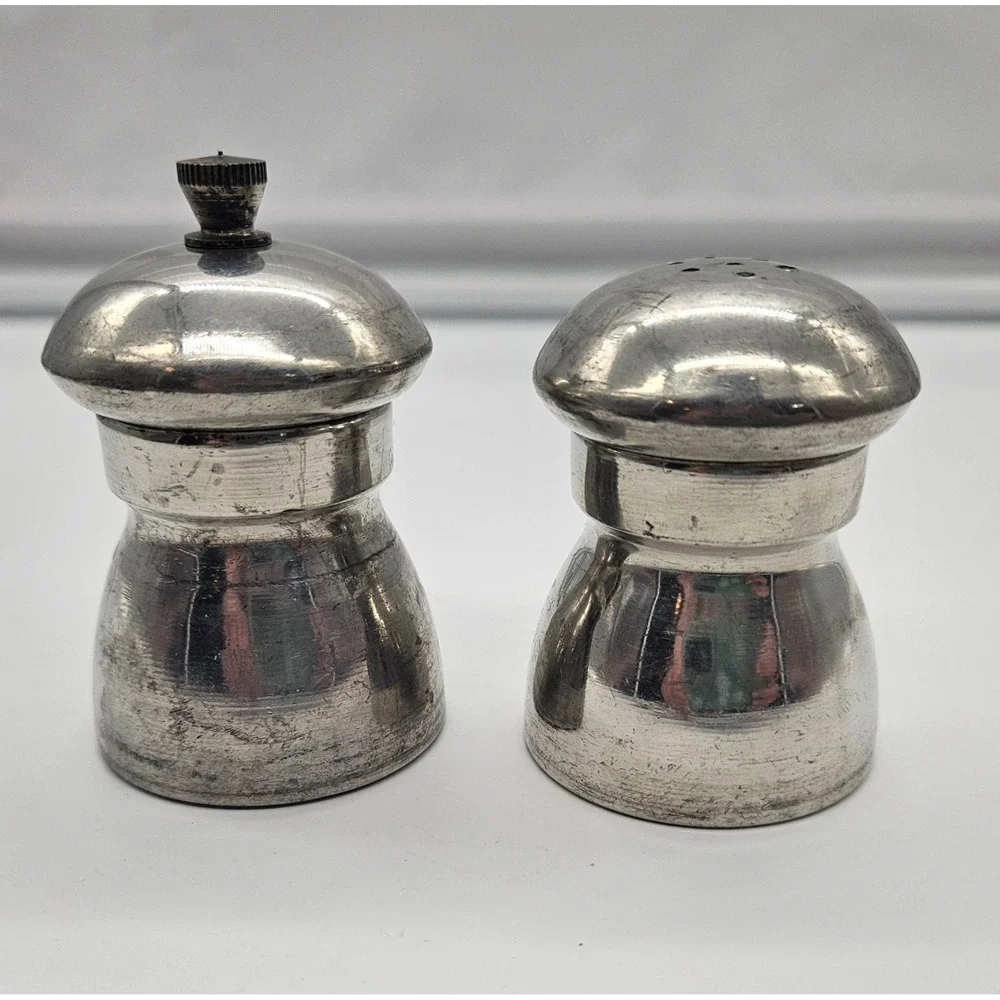 Raimond Pewter‎ - Salt Shaker and Pepper Grinder - made in Italy - 2
